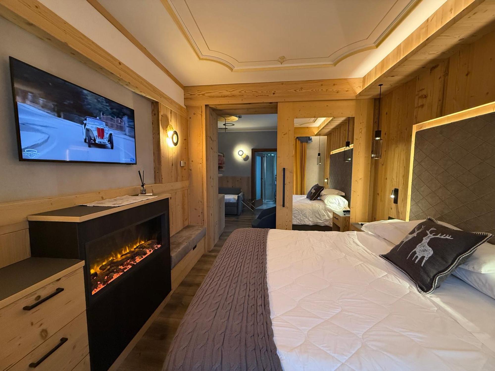 Alexander Hotel Alpine Wellness Dolomites Molveno Exterior foto